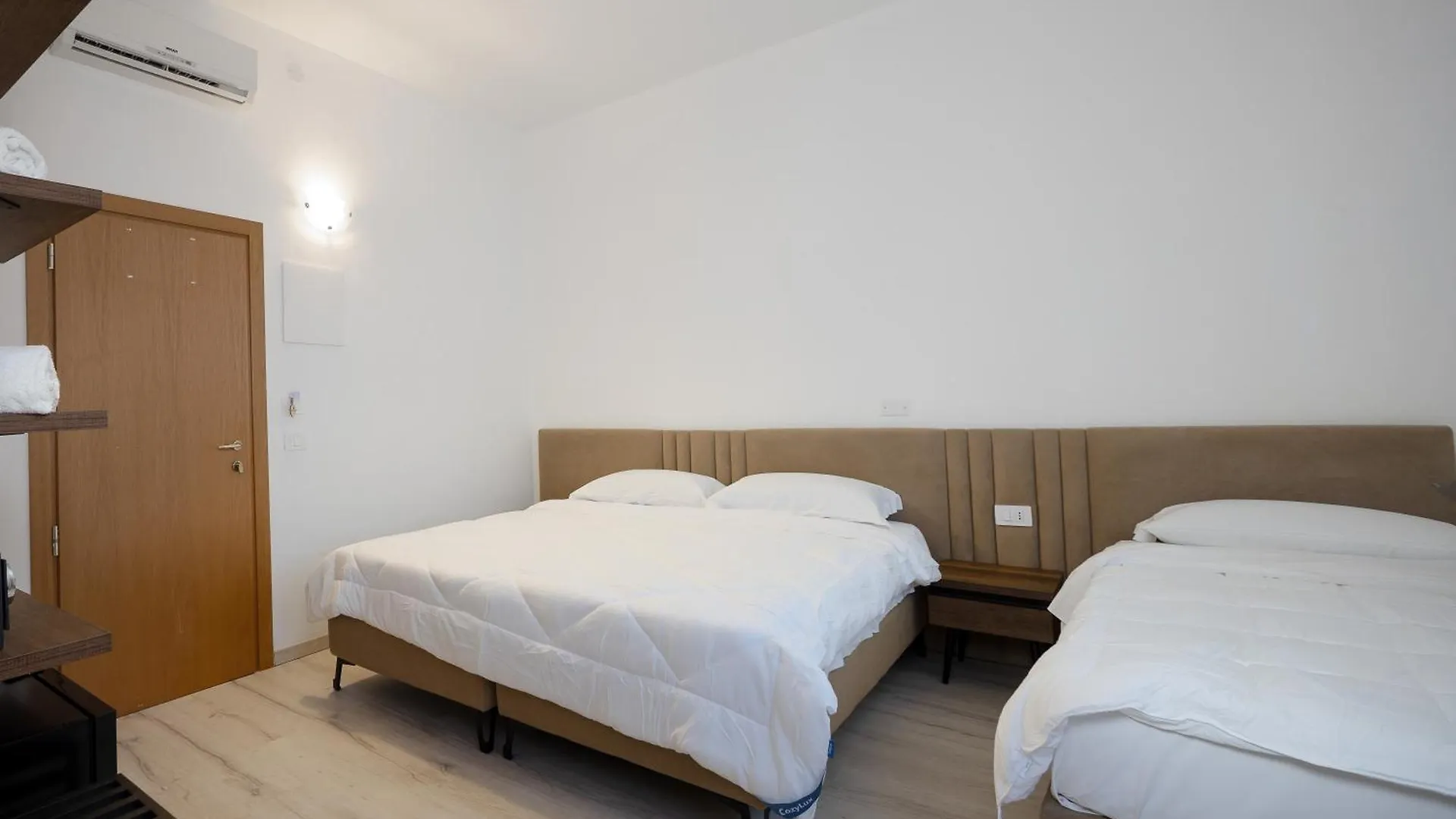 Hotel Levante צ'סנטיקו איטליה